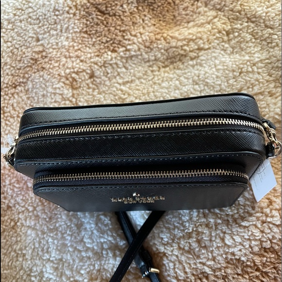 SOLD~ Kate Spade Black Crossbod Camera Bag - Picture 2 of 5